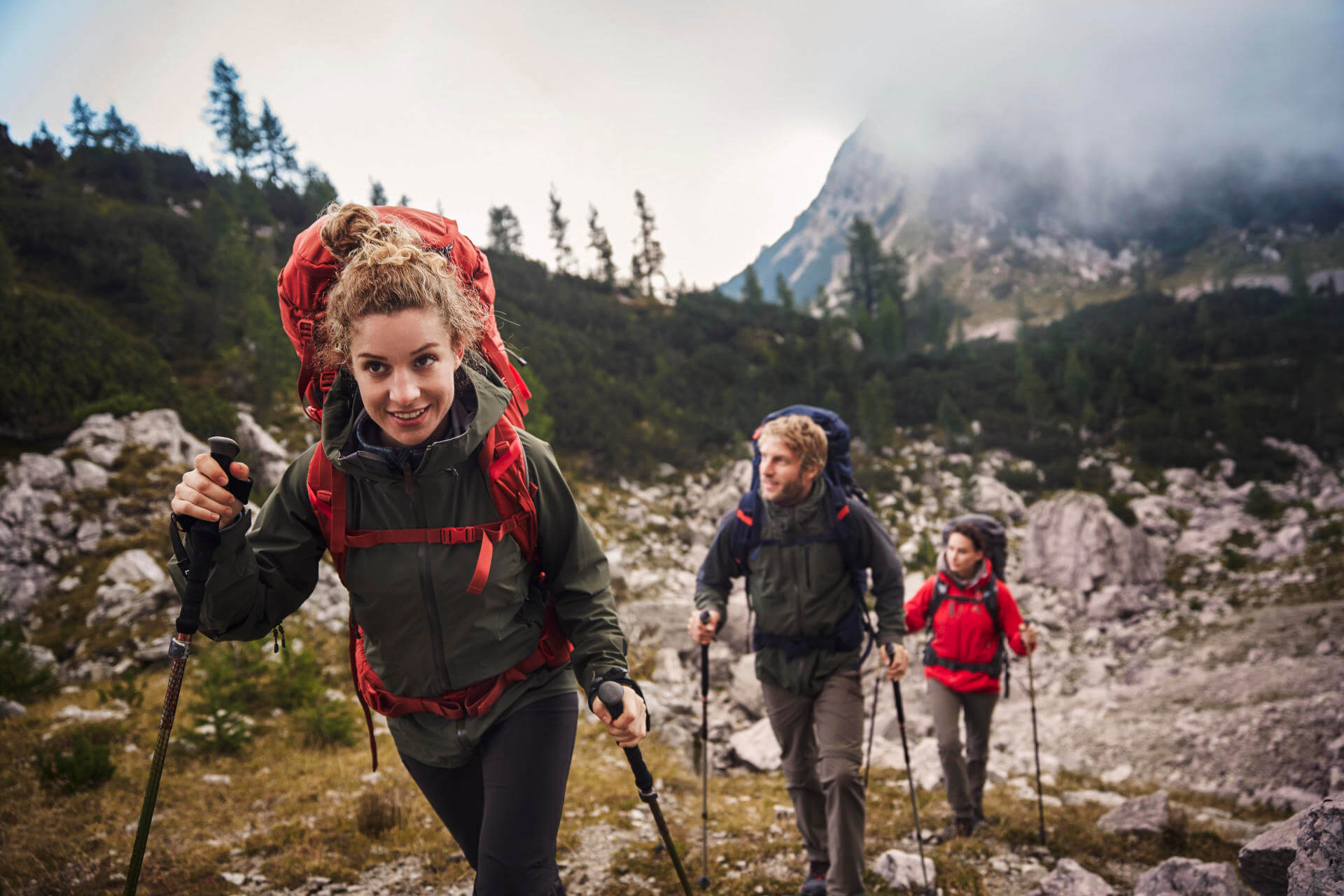 trekking